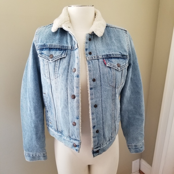 Levi's Jackets & Blazers - Levi's Ex-Boyfriend Sherpa Trucker Jacket